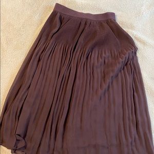 Maroon midi skirt